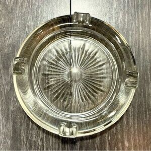 Vintage round heavy crystal glass ashtray